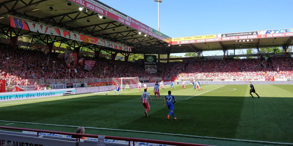 FC Union Berlin -otteluraportti - jalkapallokulttuuria parhaimmillaan